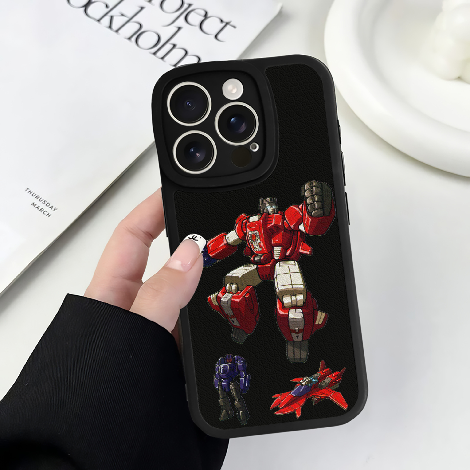 （画像用）  【iPhone 16シリーズ対応】シリコンスマホケース（レザー調） 材質：シリコン